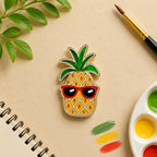 Loope Wooden Pin - Eapple With Glasses