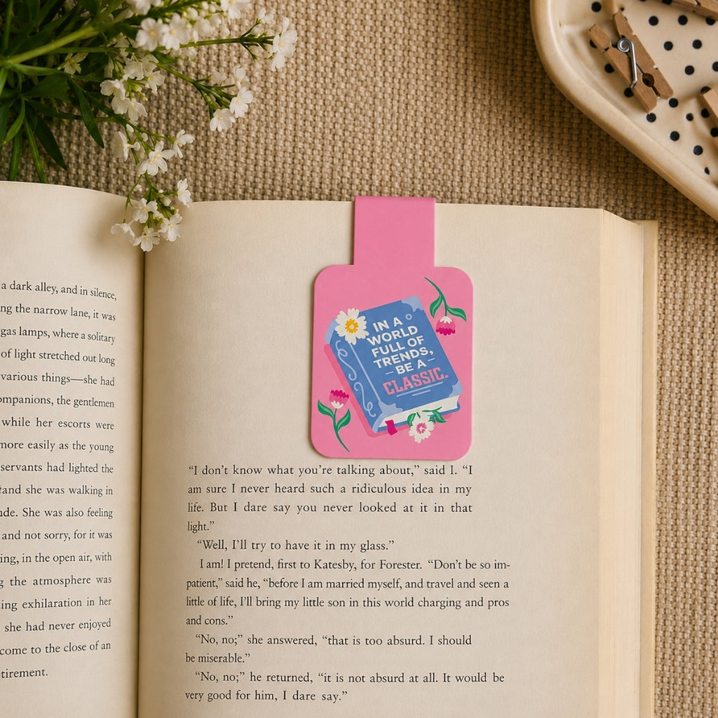 Loope Bookmark - In A World Full Of Trends Be A Classic