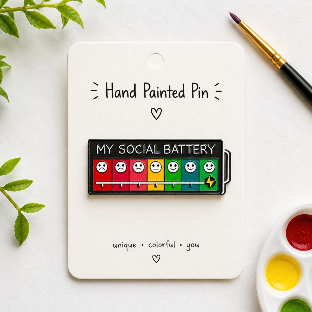 Loope Wooden Pin - Social Battery | Loope | GI0013821